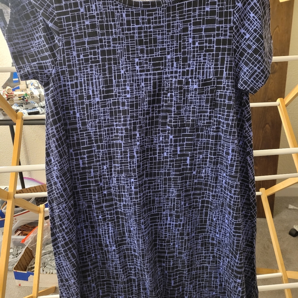 EUC Lularoe S Carly Purple Squares on Black Background See Pictures